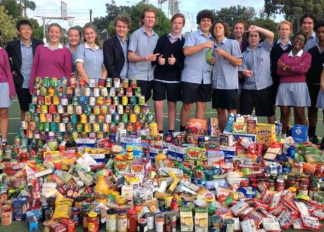 Schools are invited to apply to volunteer at Matt's Place Community Meals program for a hands-on experience for their students. Schools are invited to apply to volunteer at Matt's Place Community Meals program for a hands-on experience for their students.